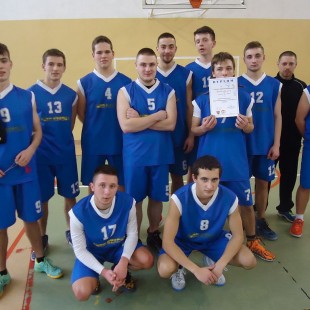 Mistrzostwa Powiatu w koszykówce : II miejsce chłopców