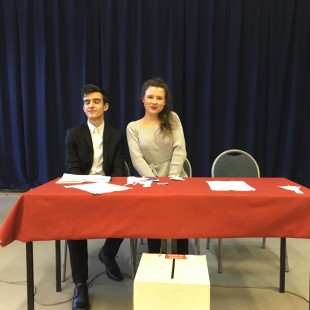 Nazywam się Kowalik. Klaudia Kowalik i jestem nową przewodniczącą I LO!