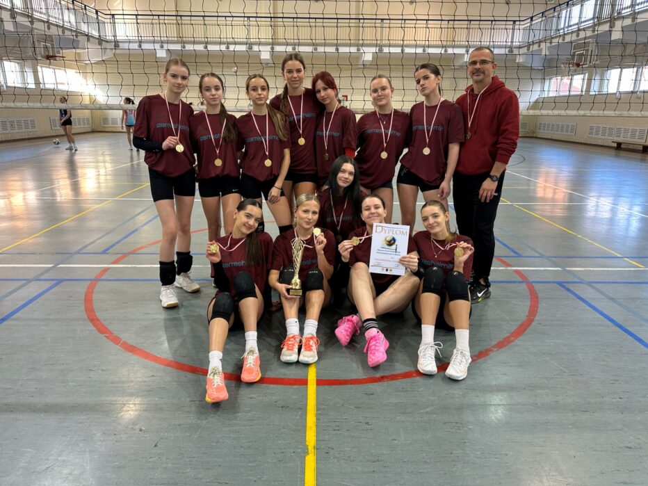 Mistrzynie powiatu w siatkówce!